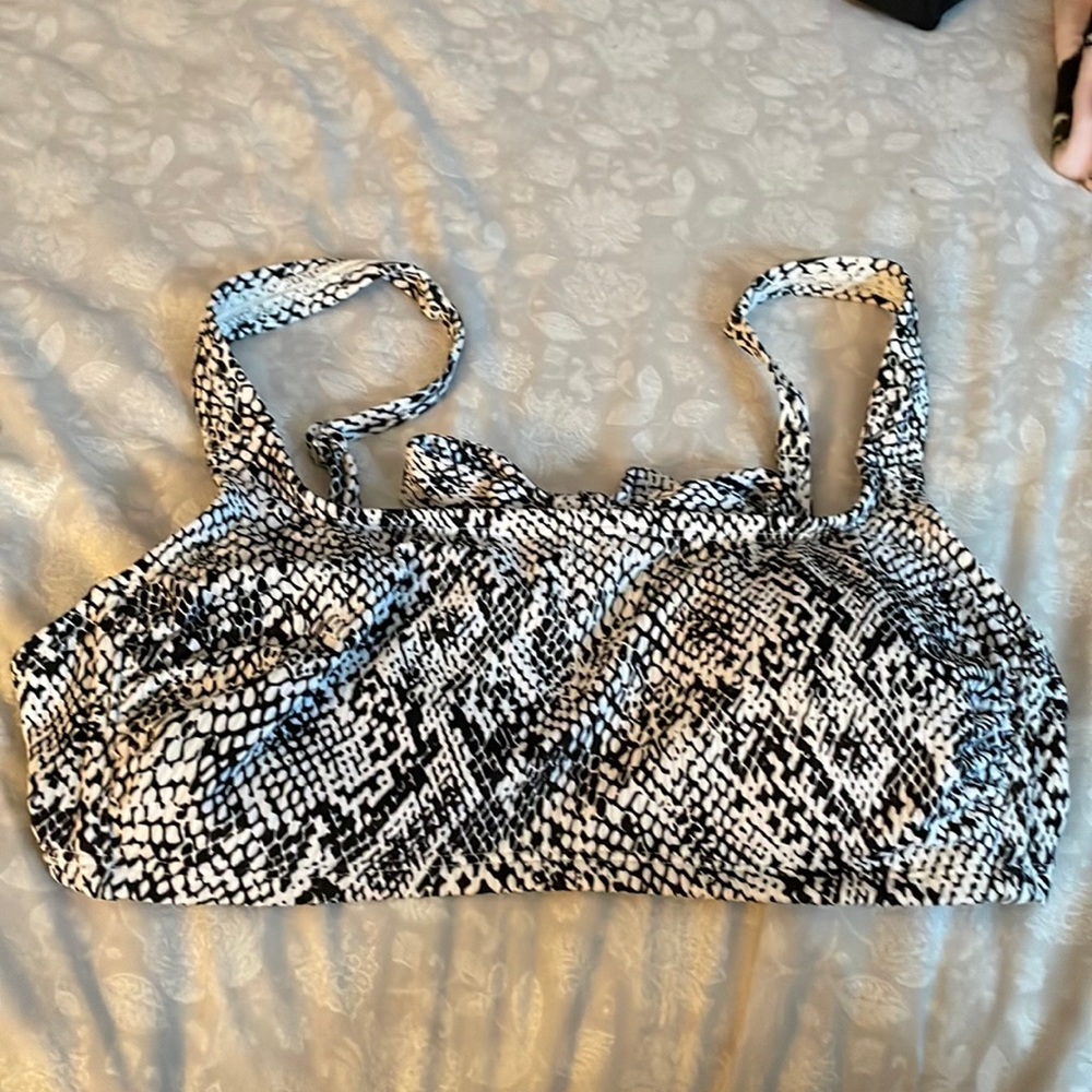 Bathing suit top